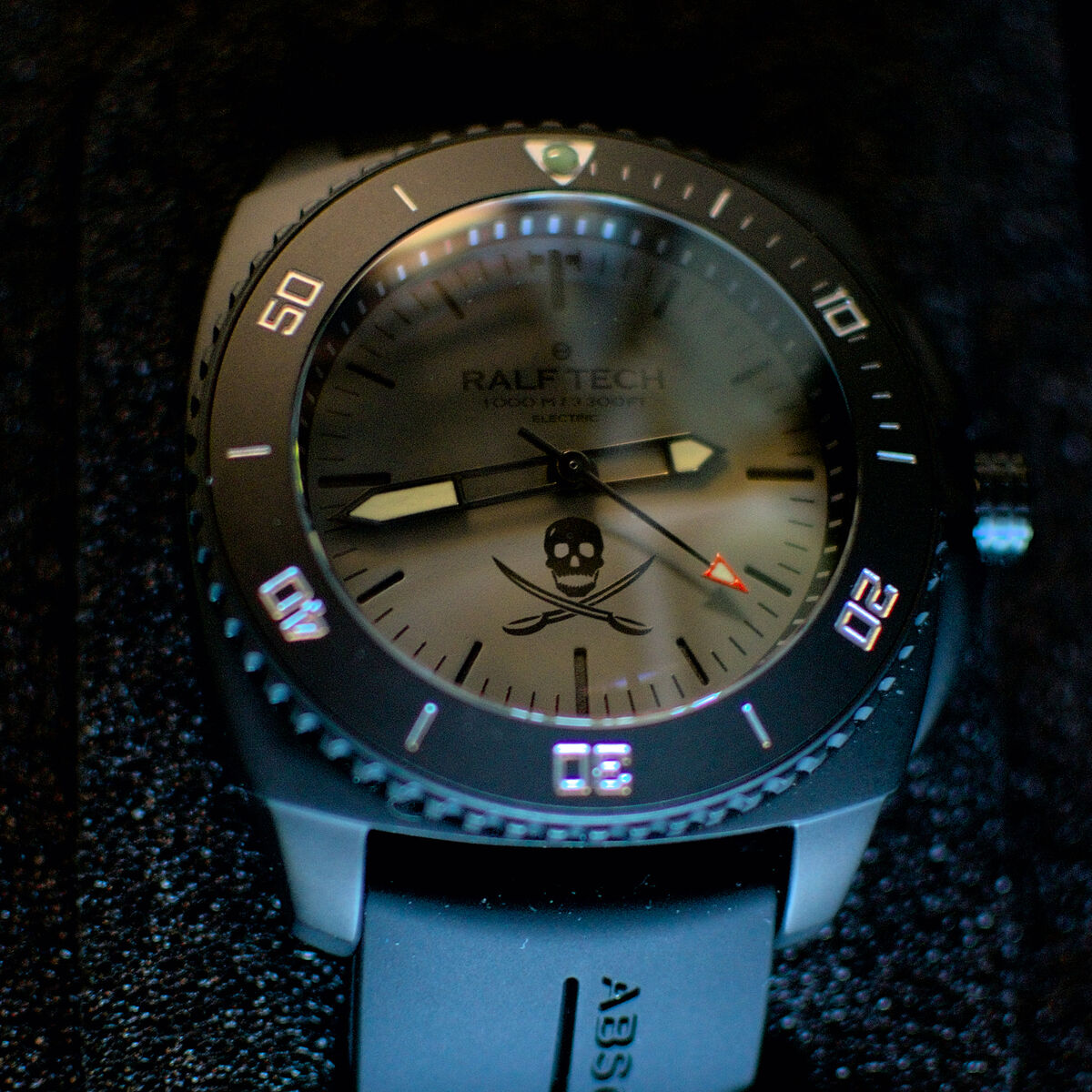 Ralf Tech WRX Electric Black "Pirates Shadow" Dive Watch